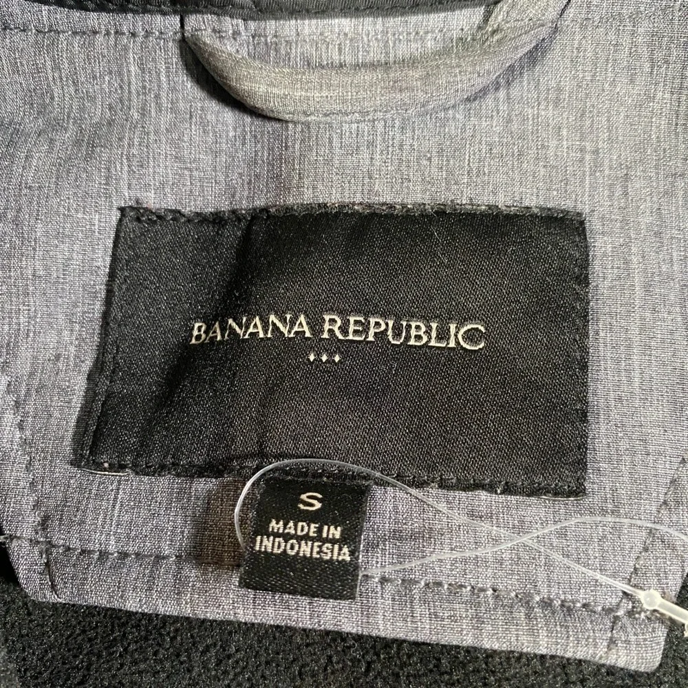 Banana Republic stylish functional